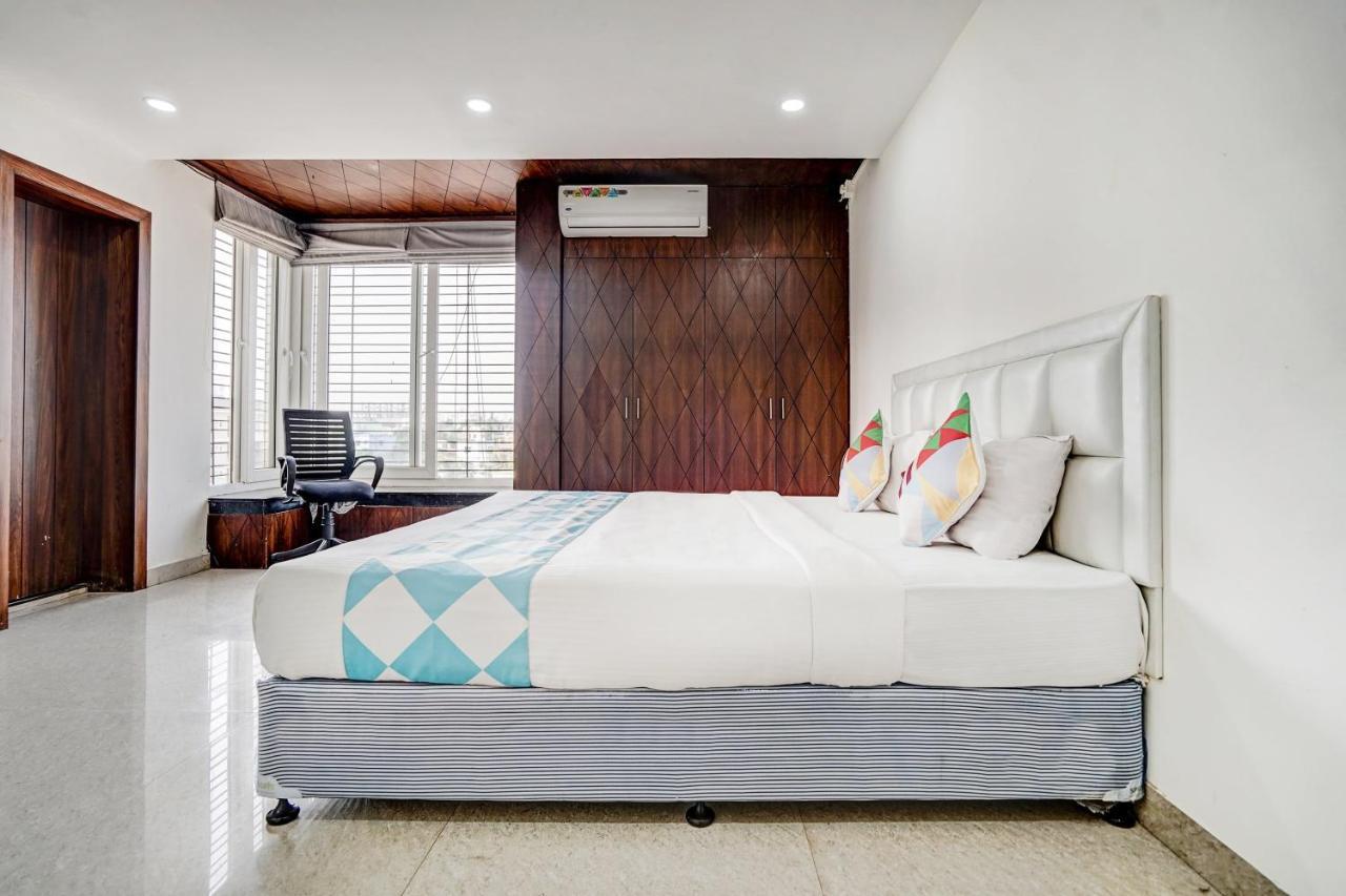 Super Capital O Sayhallo Prime Residency Bhubaneswar Esterno foto